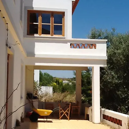 Spacious House + Balcony * Aljezur